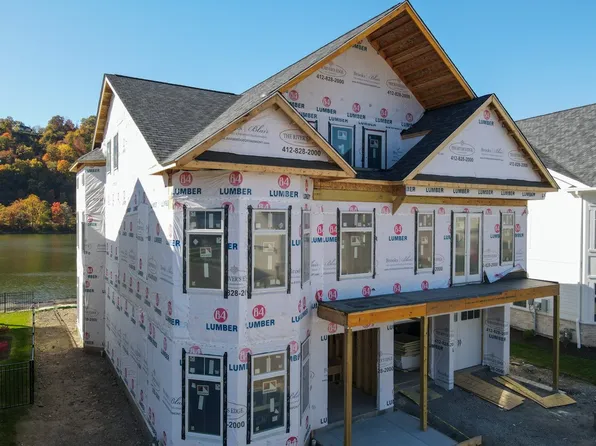 67 1st St, Oakmont, PA 15139