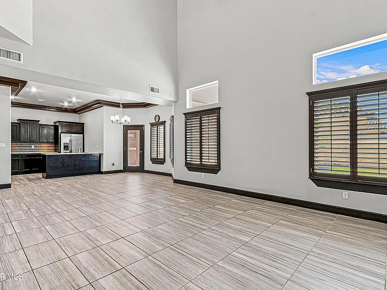 12744 Midland Ct — Photo 24