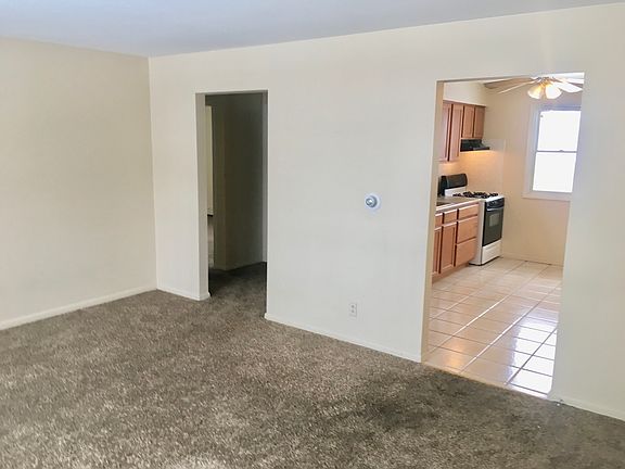 3rd image of 24119 W Hazelcrest Dr Ste 202