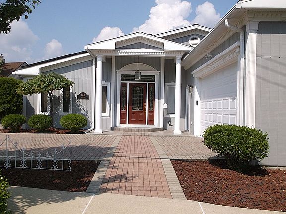 5th image of 143 Potter Dr