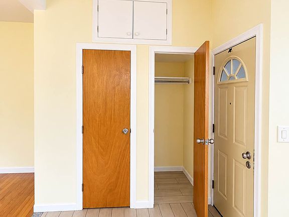 5th image of 6769 78th St APT 3F