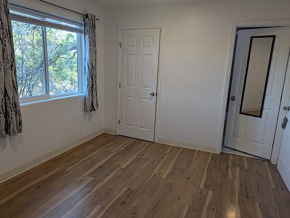 5th image of 2101 Loma Linda Dr #B