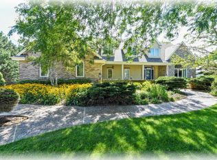 103 Lamplighter Ln, Racine, WI 53402