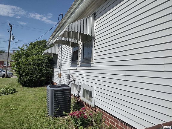 4th image of 1262 W Losey St