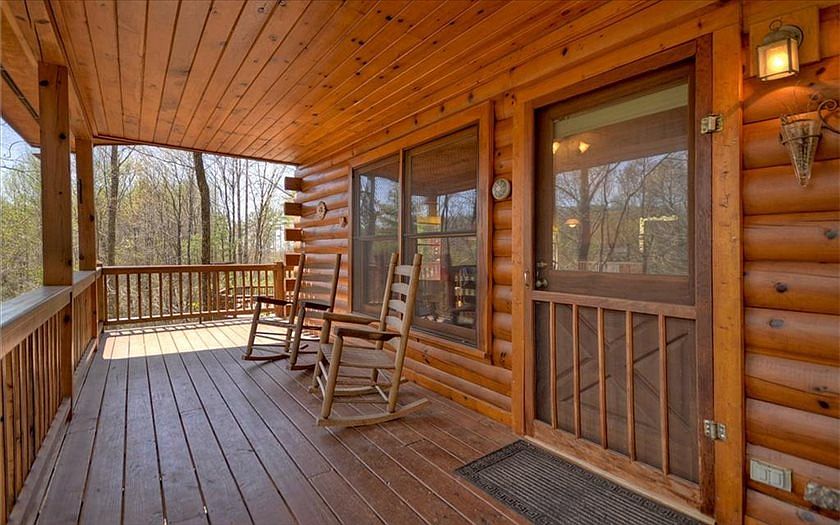 1st image of 260 Creekside Dr