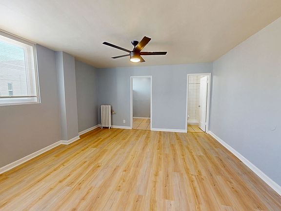 2nd image of 3010 Adeline St APT 206