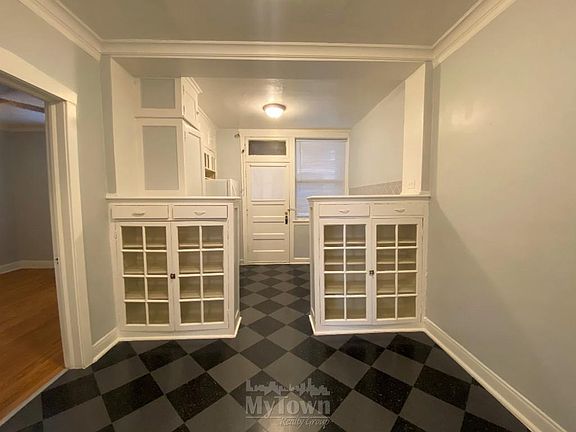 2nd image of 2513 W Winnemac Ave #3A