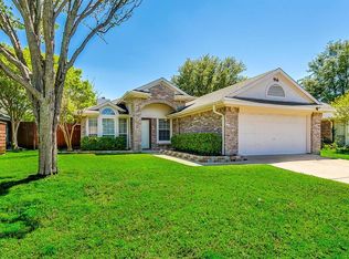 916 Gordon Oaks Dr, Plano, TX 75023