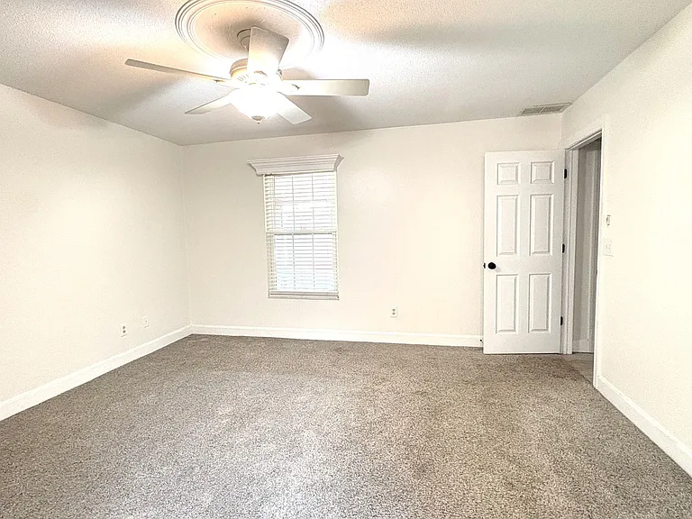 2 Brooke Station Dr — Photo 9