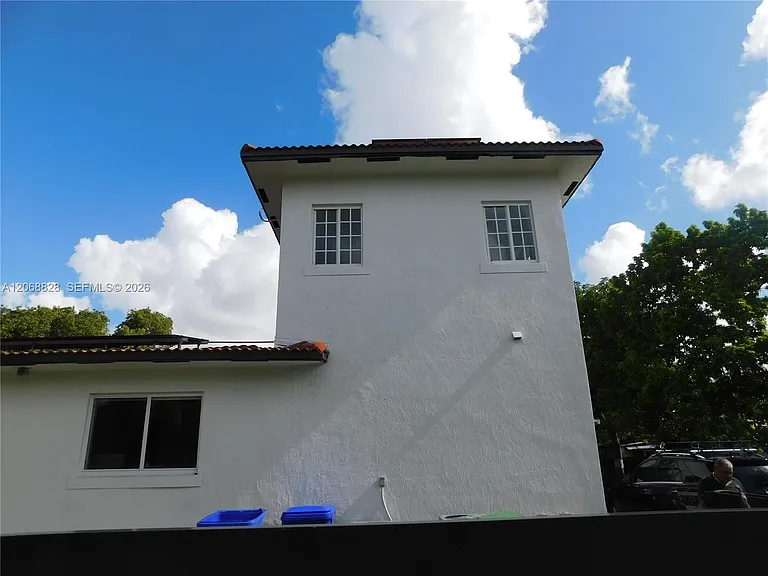 1851 NW 32nd Ave #B31 — Photo 4