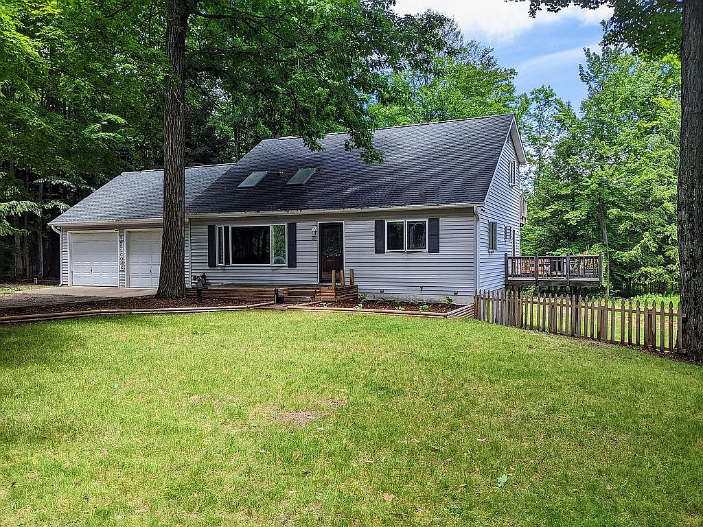 4725 E Duck Lake Rd, Grawn, MI 49637 Zillow