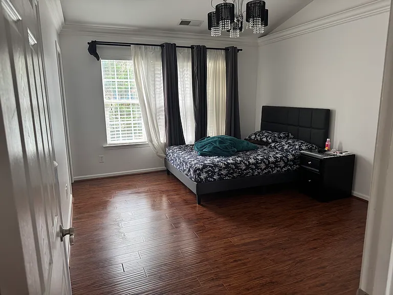 9327 Bellegarde Dr — Photo 10