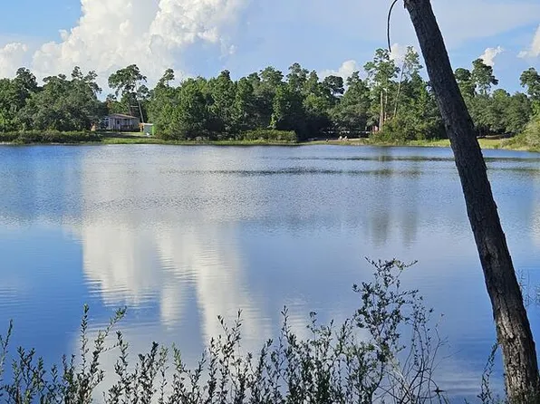 178 Lake Pristine Cir, Carrabelle, FL 32322