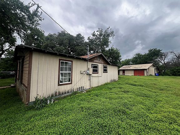 3rd image of 319 Ridgecrest Ct