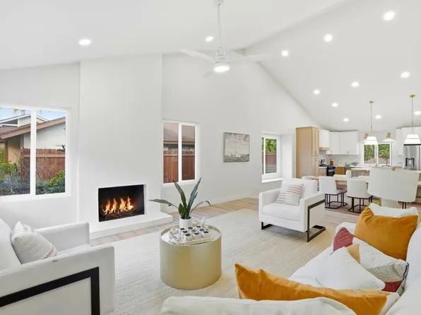 1203 Branding Iron Cir, Vista, CA 92081