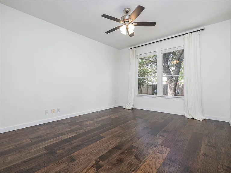 1503 Brighton Bend Ln — Photo 13