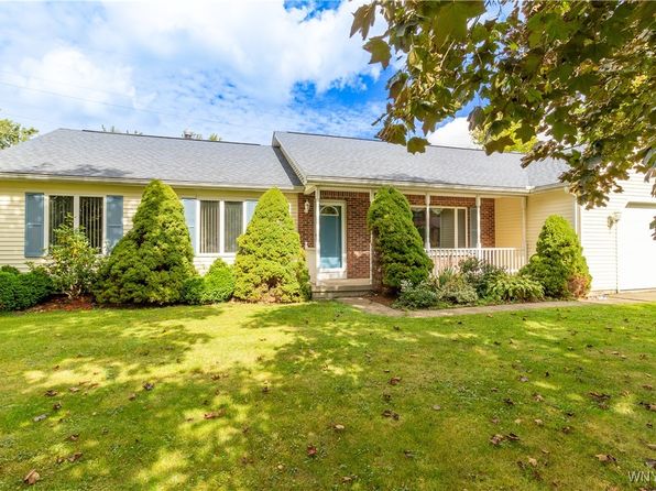 Additional property image - 11 Elmtree Rd, Orchard Park, NY 14127