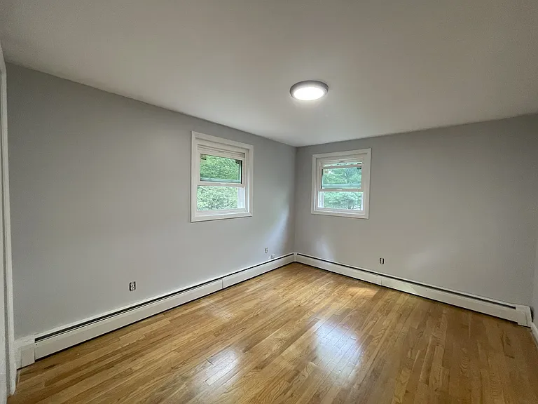 8 Sweet Brier Dr — Photo 11