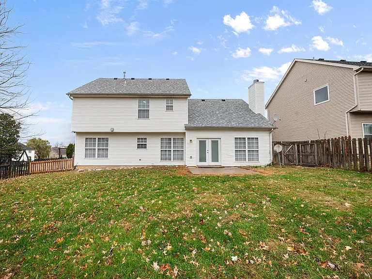 10945 Symington Cir — Photo 33