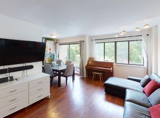 73 Canon Dr, Staten Island, NY