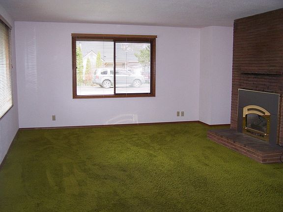 3rd image of 2236 Jefferson St