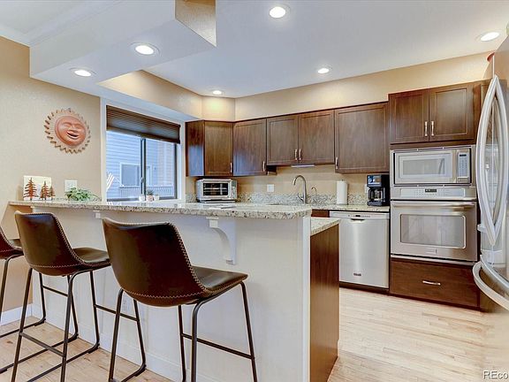 4th image of 4885 Silver Spruce Lane