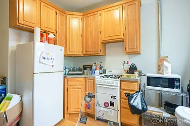 Rented by City Connections Realty