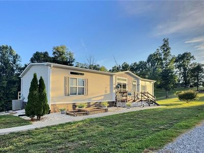 202 Clover Valley Dr, North Wilkesboro, NC, 28659