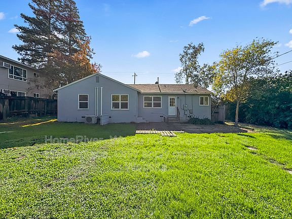 2nd image of 4617 El Camino Ave