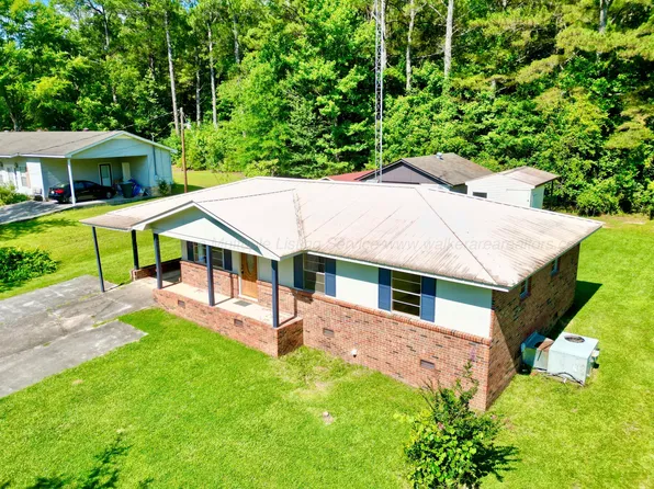 585 Lake Shore Dr, Haleyville, AL 35565