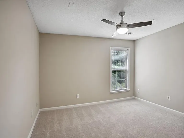 3611 Elkhorn Ct — Photo 17