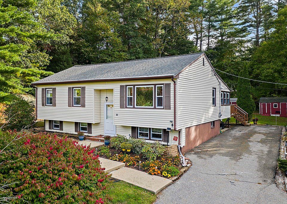 619 High St, Hanson, MA 02341