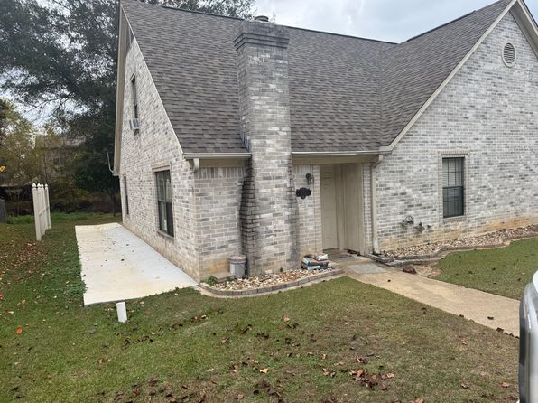 117 Willow Creek Ct APT A