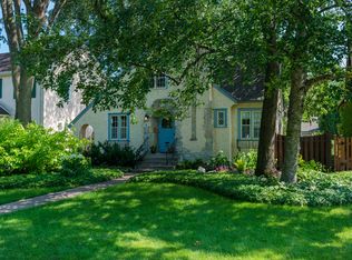 559 E Minnehaha Pkwy, Minneapolis, MN 55419