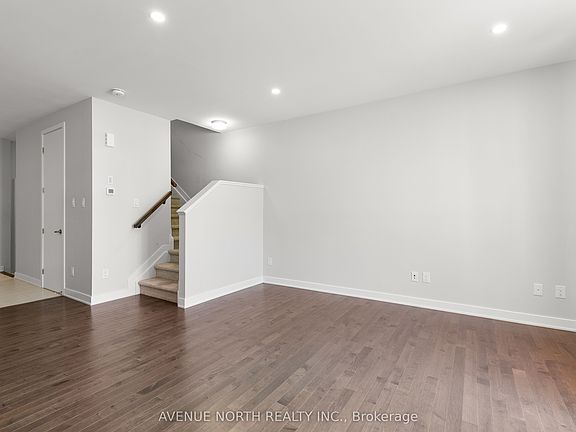 3rd image of 834 Bascule Pl