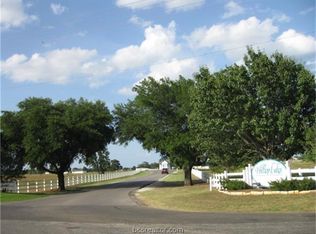 24 Catalina Ln, Normangee, TX 77871