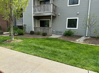 407 Ravens Crest Dr, Plainsboro, NJ 08536