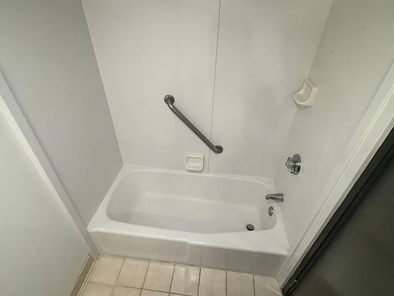 The McCoy at 8035 Apartments - Clive — Photo 40