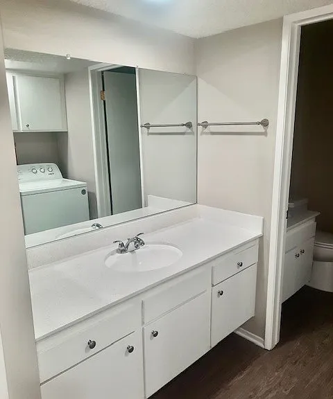 Taylor Garden Apartments — Photo 8