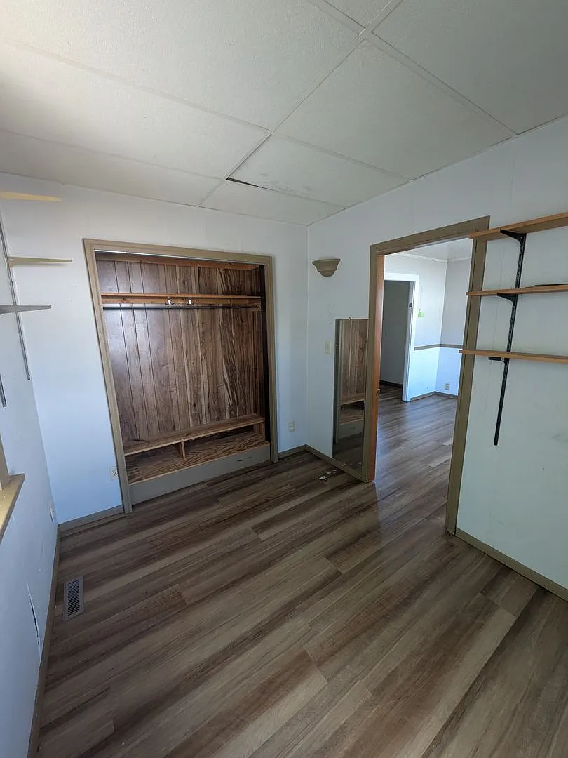 1001 Park St, Stevens Point — Photo 3
