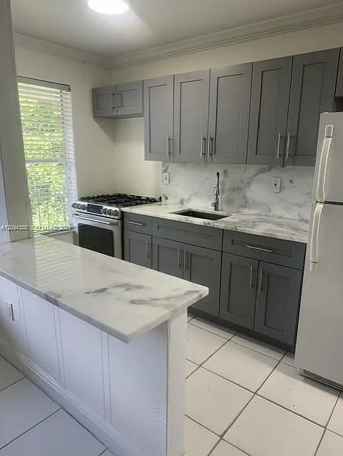 1 bed, 1.0 bath, 542 sqft, $1,650 — Photo 1