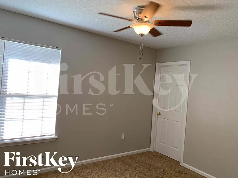 2831 Harvest Moon Dr — Photo 24