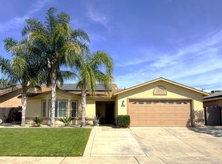 1305 Carmen Ave, Madera, CA 93638