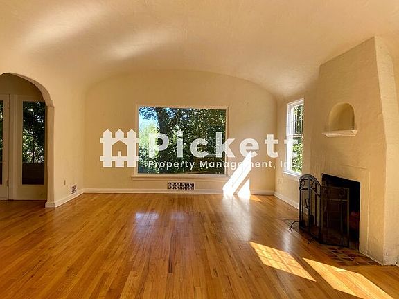 4th image of 202 S Summit Ave