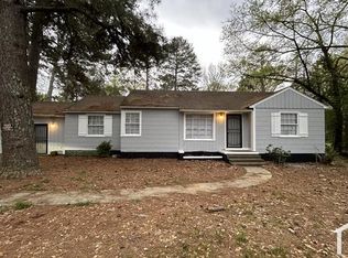211 N Sunset Ter, Jackson, MS 39212