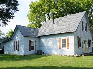 304 E Washington St, Winterset, IA 50273
