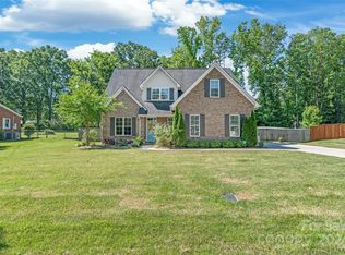 304 Parallel Dr, Harrisburg, NC 28075