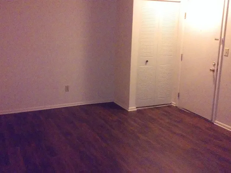 Sugarbush Apartments — Photo 144