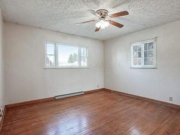 5th image of 825 Davis Ave