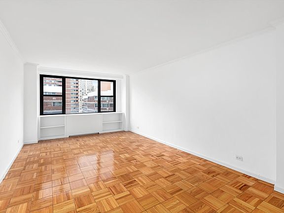 4th image of 320 E 23rd St APT 11N